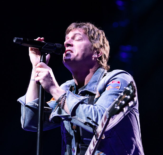 Rob Thomas, Moda Center, Rose Quarter, photo by Sal Barragan