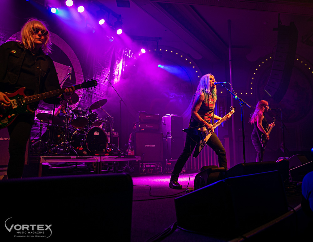 L7, Crystal Ballroom, photo by Alyssa Herrman
