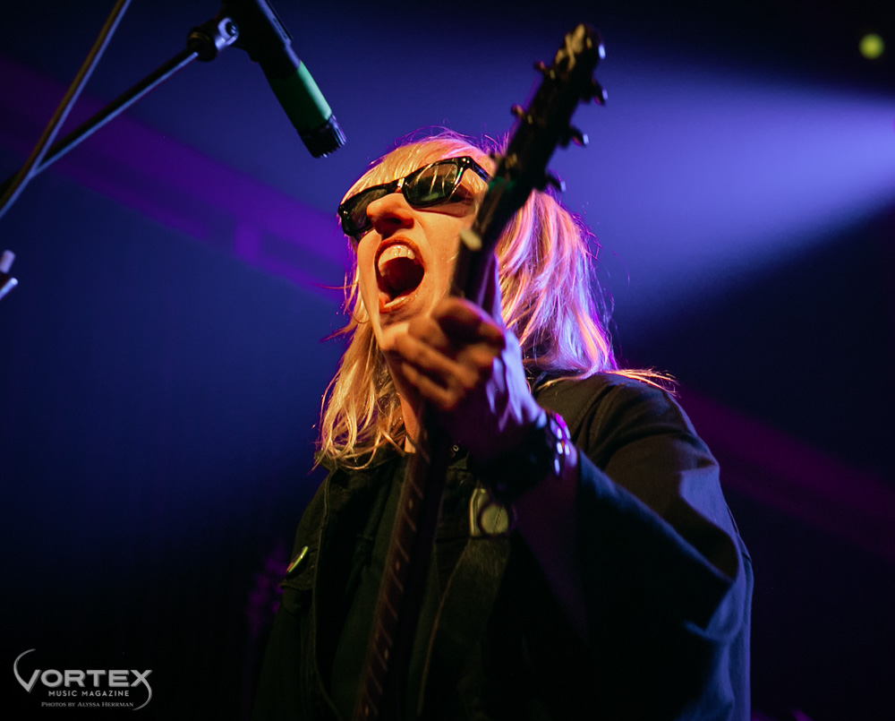 L7, Crystal Ballroom, photo by Alyssa Herrman