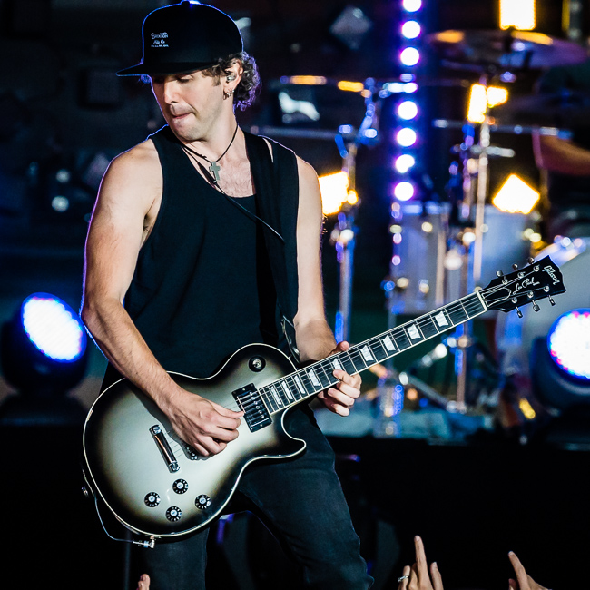 Chris Lane, Sunlight Supply Amphitheater, photo by Miguel Padilla