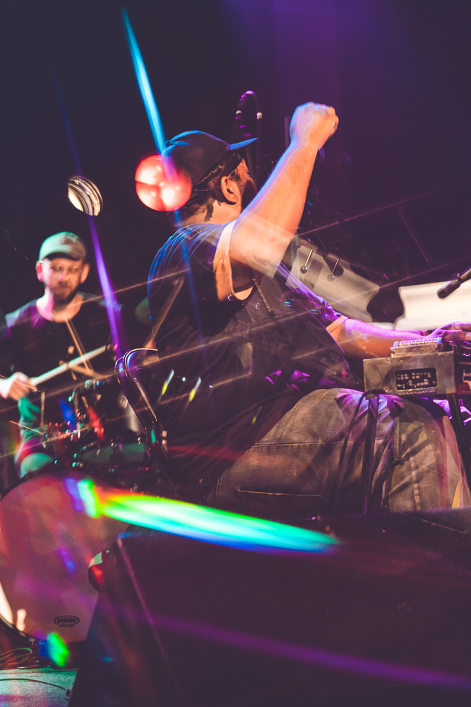 Roosevelt Collier, Roseland Theater, photo by Andrew Wallner