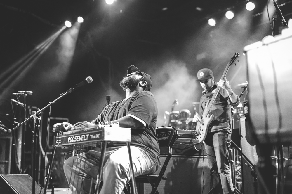 Roosevelt Collier, Roseland Theater, photo by Andrew Wallner