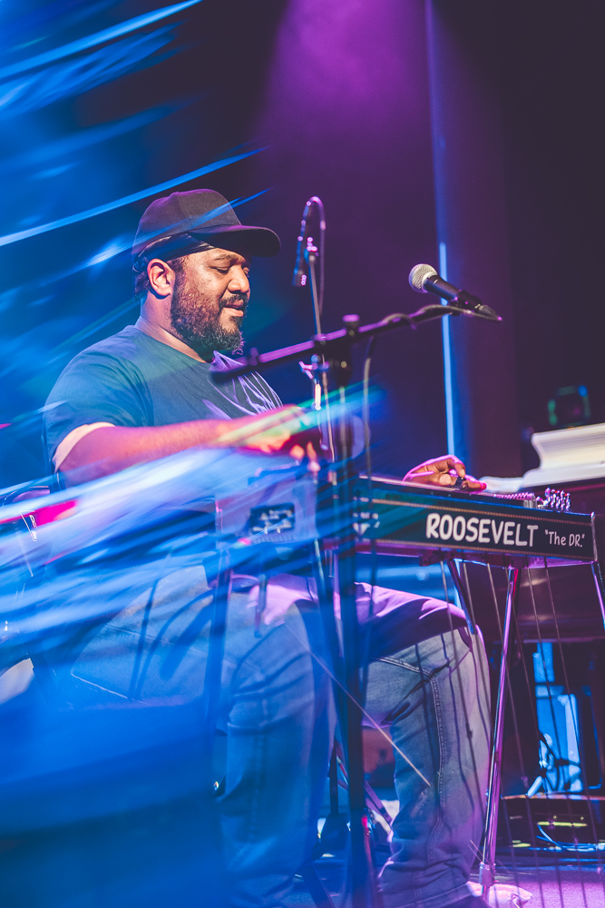 Roosevelt Collier, Roseland Theater, photo by Andrew Wallner