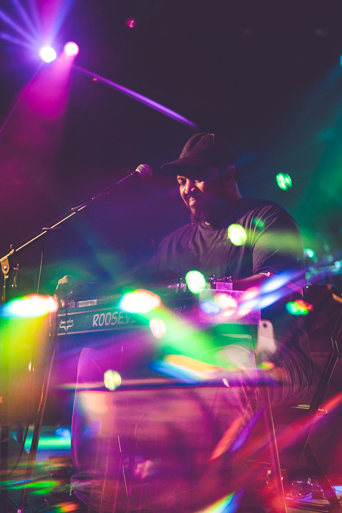 Roosevelt Collier, Roseland Theater, photo by Andrew Wallner