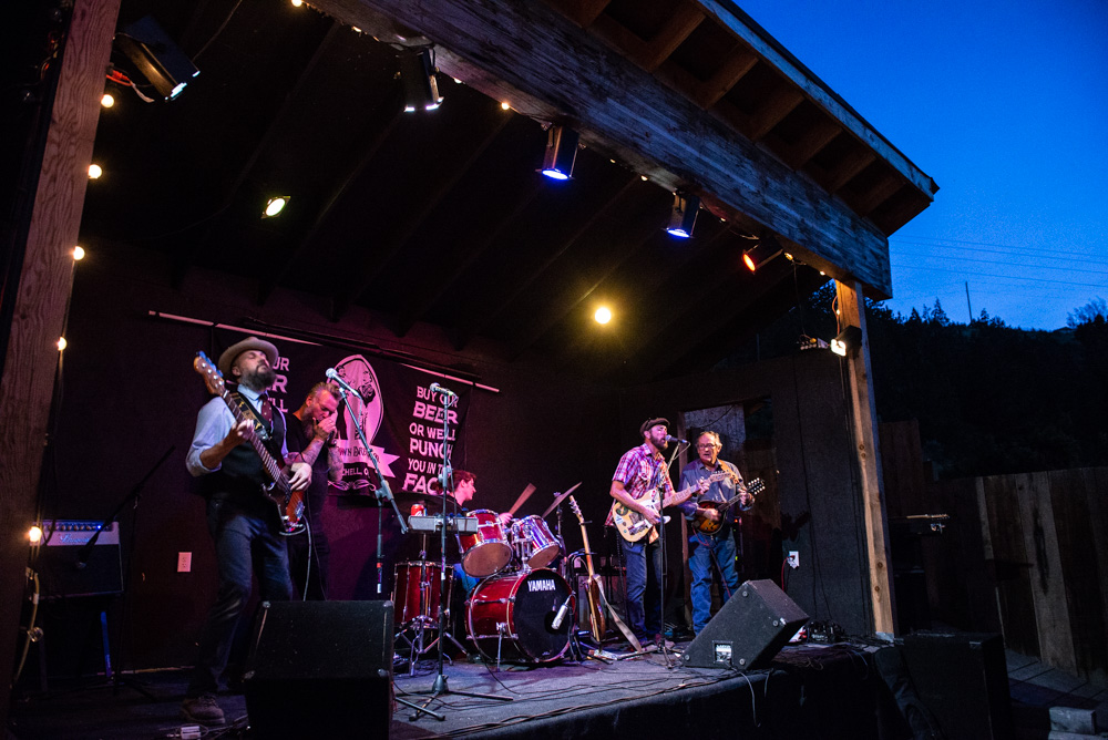 The NeverCanEvers, photo by Chad Lanning