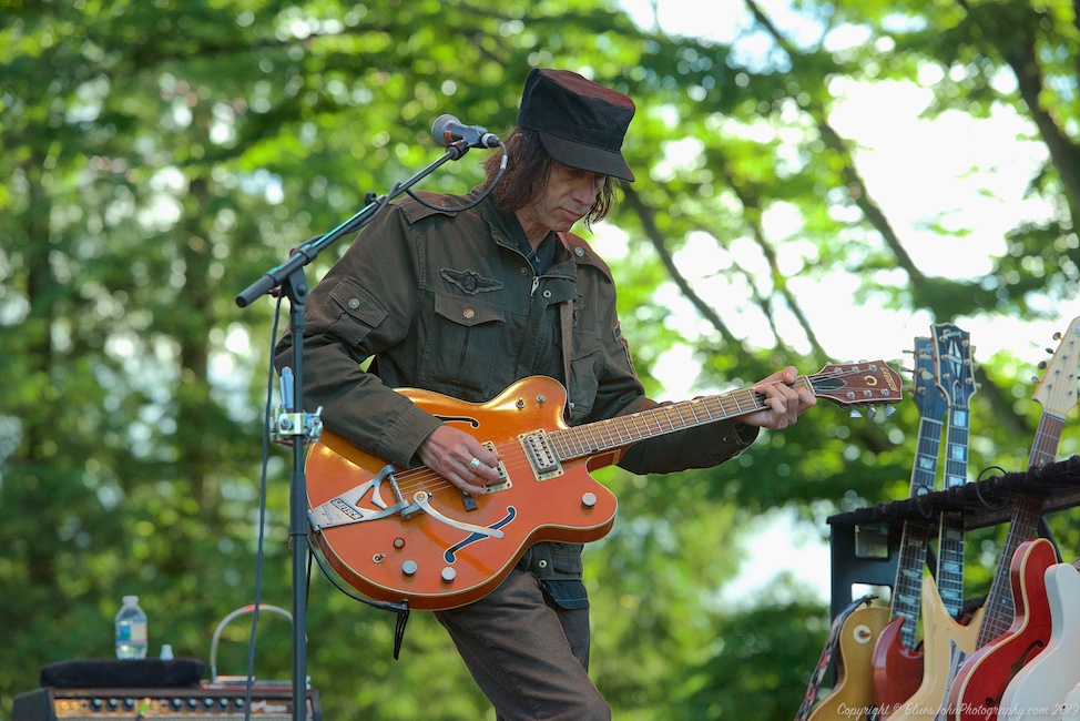 Lucinda Williams, Oregon Zoo Amphitheatre, photo by John Alcala