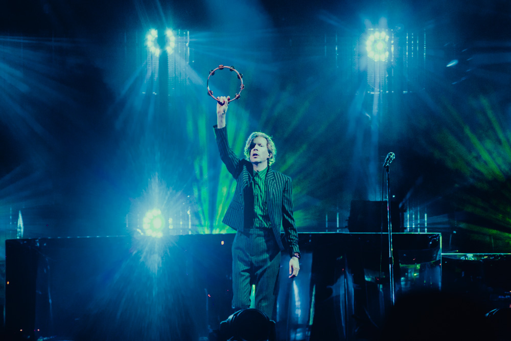Beck, Sunlight Supply Amphitheater, photo by Sydnie Kobza