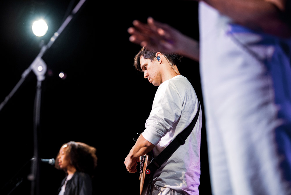 Dirty Projectors, Roseland Theater, photo by Ignacio Quintana