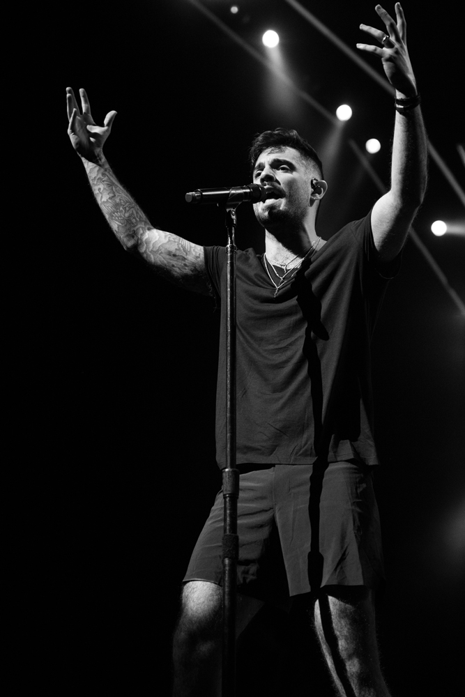 Jon Bellion, Moda Center, photo by Jensen Ocampo