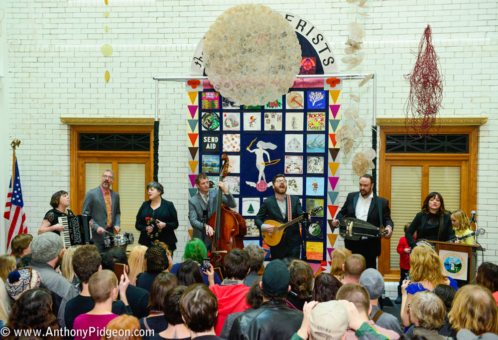 The Decemberists, Jenny Conlee, photo by Anthony Pidgeon