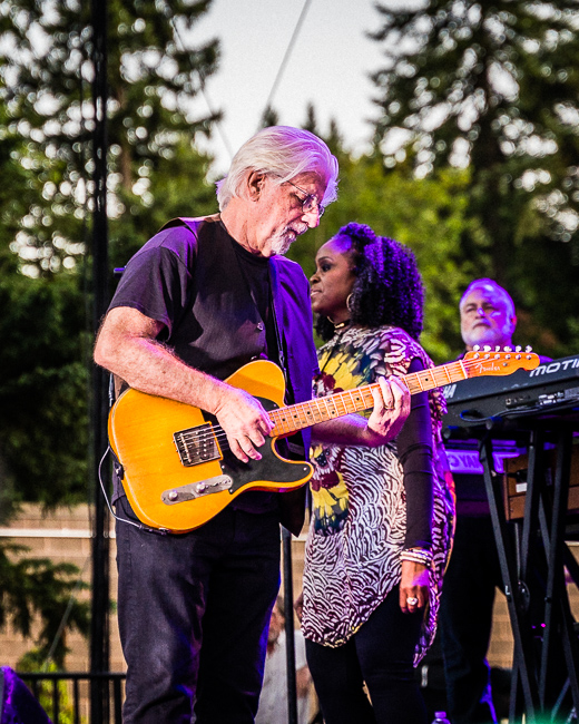 Michael McDonald, Oregon Zoo Amphitheatre, photo by Miguel Padilla
