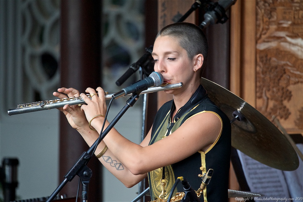 Hailey Niswanger, Lan Su Chinese Garden, photo by John Alcala