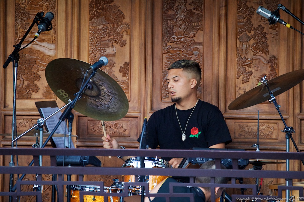 Hailey Niswanger, Lan Su Chinese Garden, photo by John Alcala