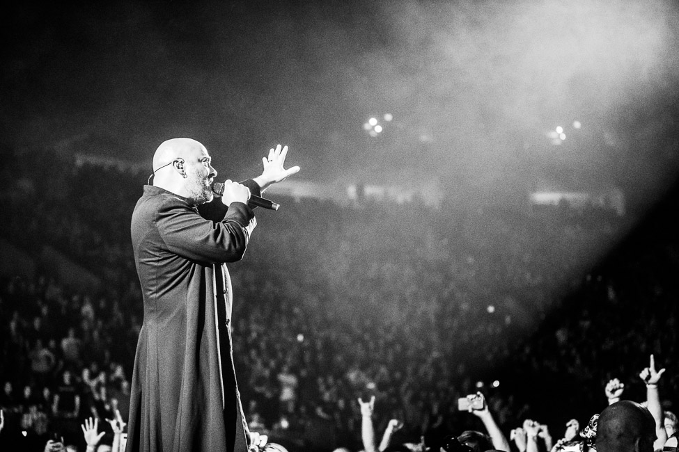 Disturbed, Moda Center, photo by Sal Barragan
