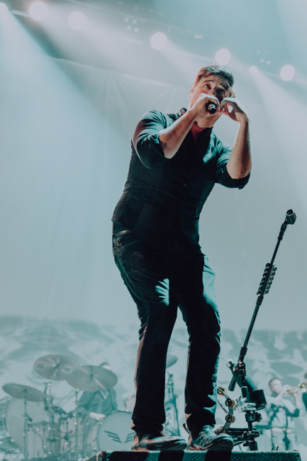 Mumford & Sons, Moda Center, photo by Sydnie Kobza