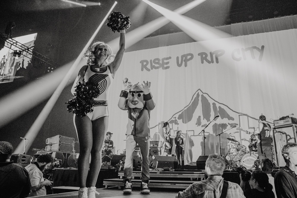 Portugal. The Man, Moda Center, photo by Sydnie Kobza