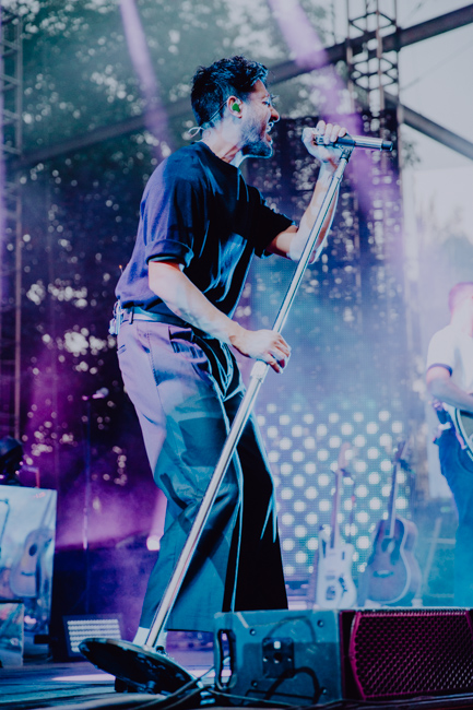 Young the Giant, Edgefield Amphitheater, photo by Sydnie Kobza