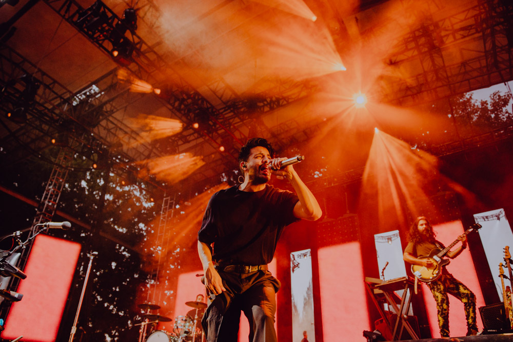 Young the Giant, Edgefield Amphitheater, photo by Sydnie Kobza