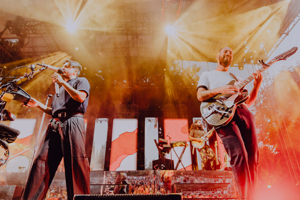 Young the Giant, Edgefield Amphitheater, photo by Sydnie Kobza