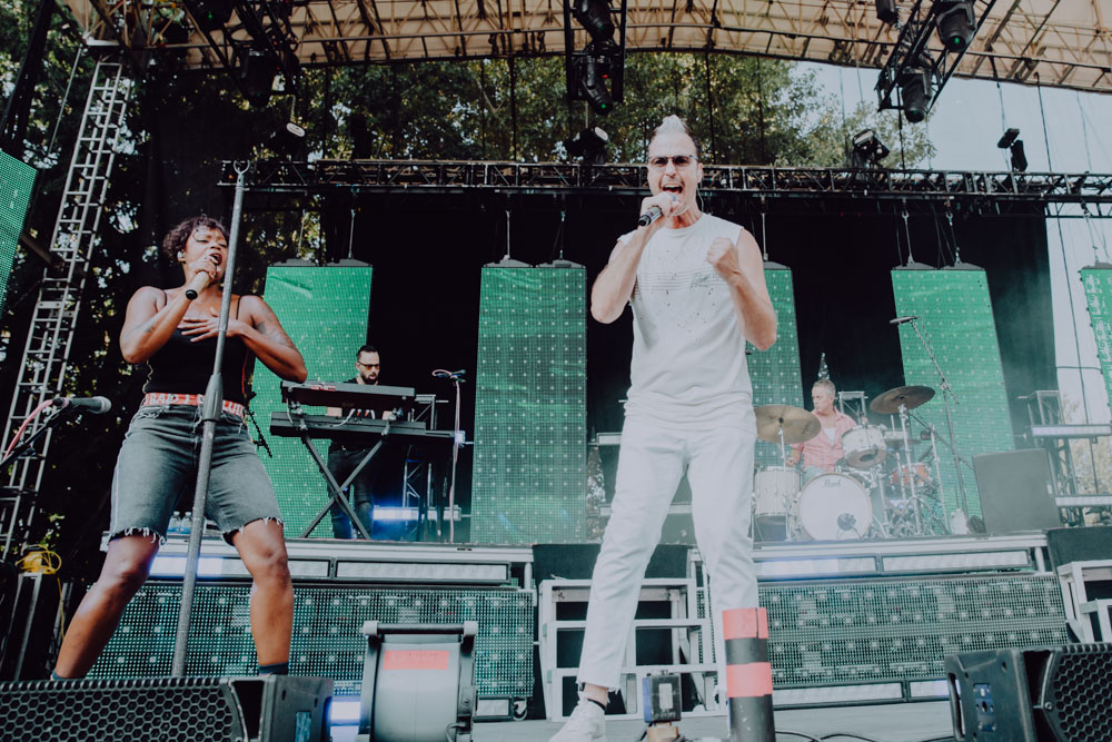 Fitz and the Tantrums, Edgefield Amphitheater, photo by Sydnie Kobza