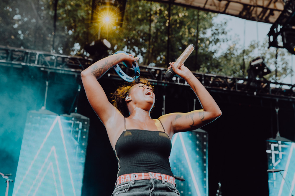 Fitz and the Tantrums, Edgefield Amphitheater, photo by Sydnie Kobza
