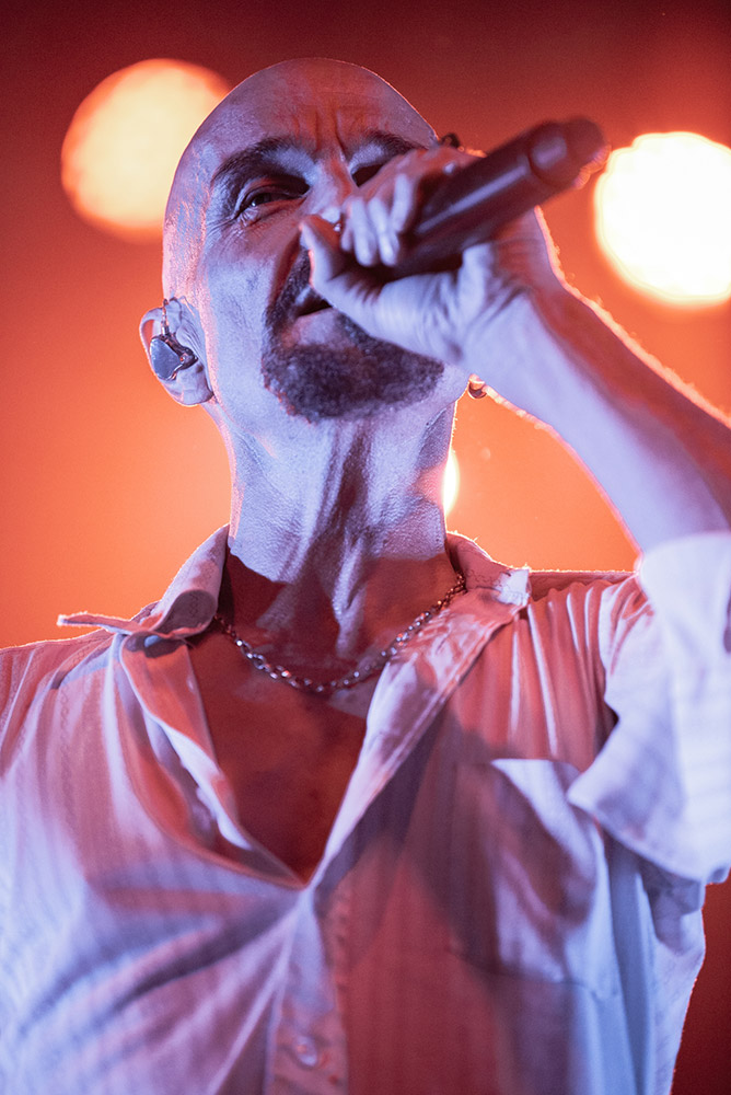 James, Crystal Ballroom, photo by Ignacio Quintana