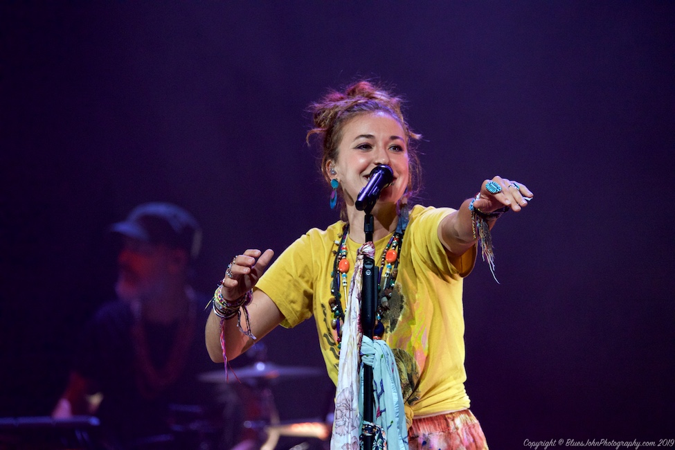 Lauren Daigle, Rose Quarter, photo by John Alcala