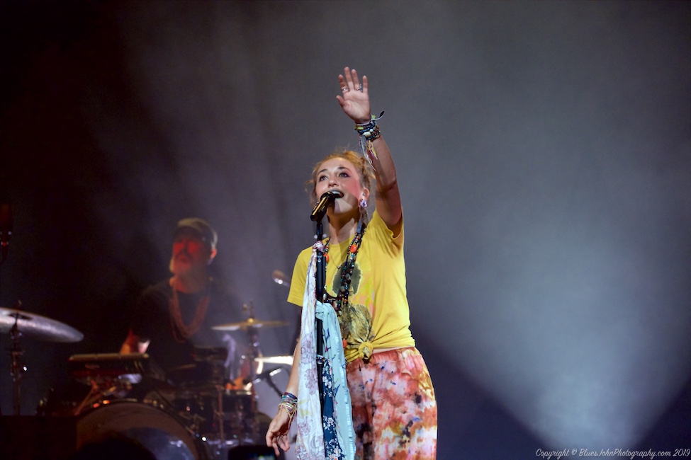 Lauren Daigle, Rose Quarter, photo by John Alcala