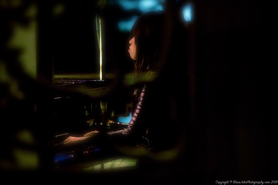 Connie Han, Lan Su Chinese Garden, photo by John Alcala