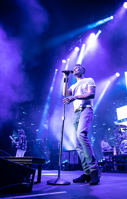 311, Veterans Memorial Coliseum, photo by Sal Barragan