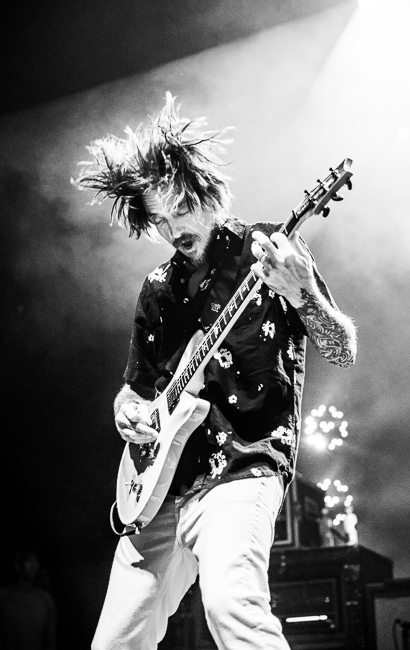 311, Veterans Memorial Coliseum, photo by Sal Barragan