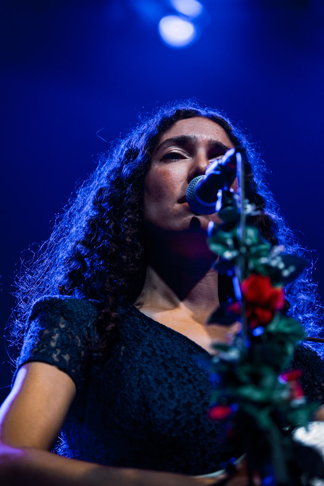 Bedouine, Crystal Ballroom, photo by Ignacio Quintana