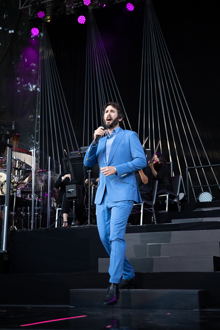 Josh Groban, Edgefield Amphitheater, photo by Sal Barragan