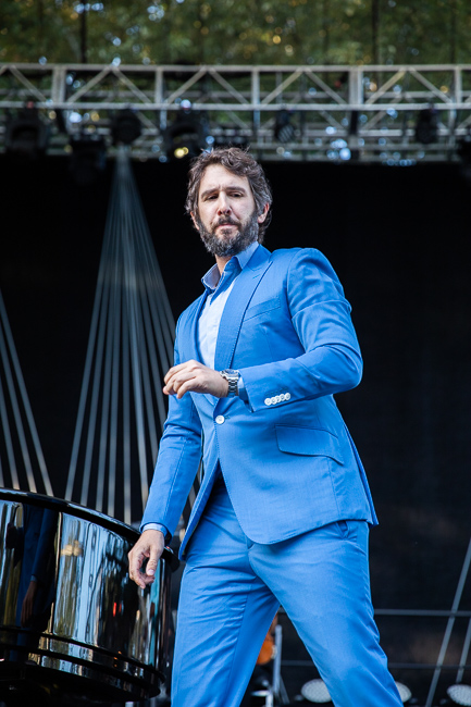 Josh Groban, Edgefield Amphitheater, photo by Sal Barragan