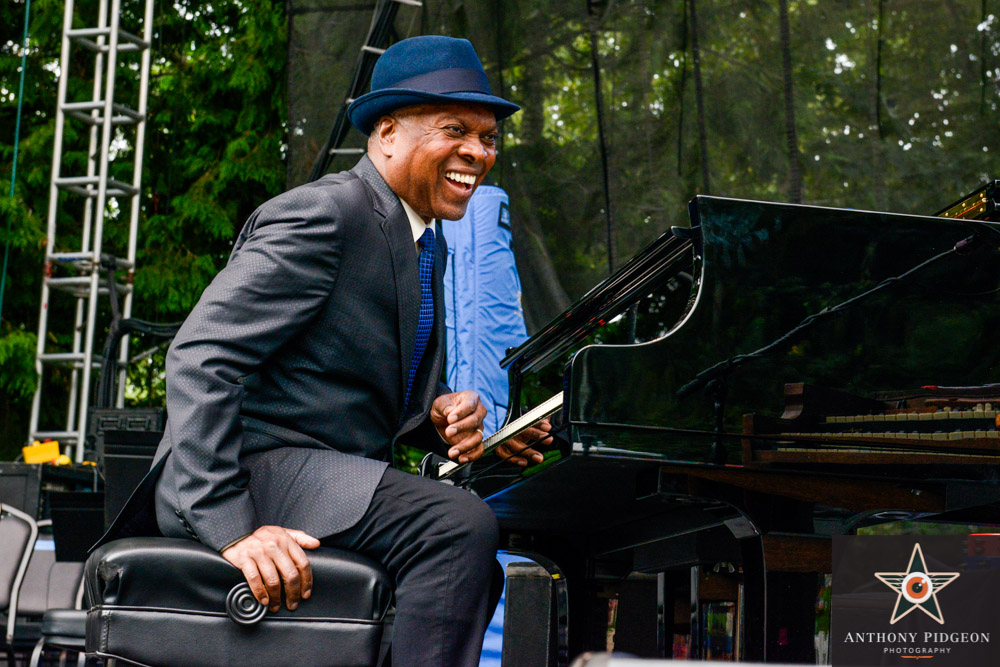 Booker T. Jones, Edgefield Amphitheater, photo by Anthony Pidgeon