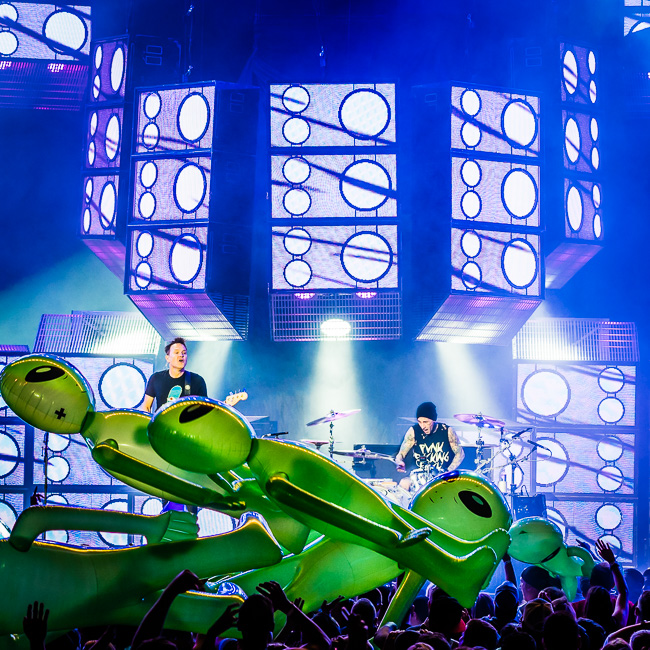 Blink-182, Sunlight Supply Amphitheater, photo by Miguel Padilla