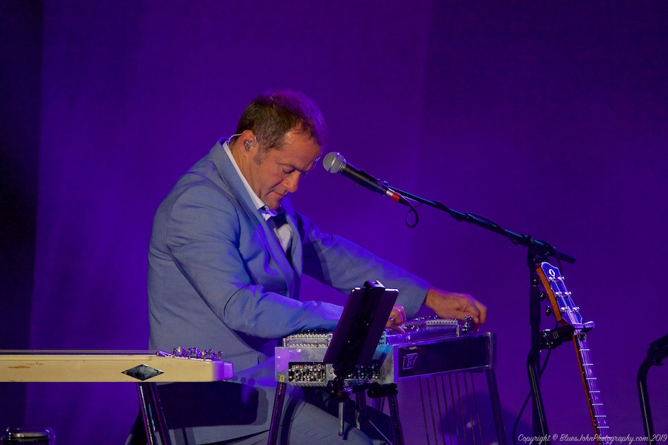 Squeeze, The Elsinore Theatre, photo by John Alcala