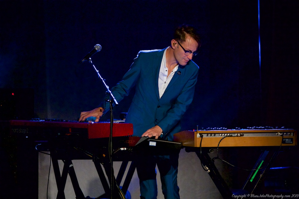 Squeeze, The Elsinore Theatre, photo by John Alcala