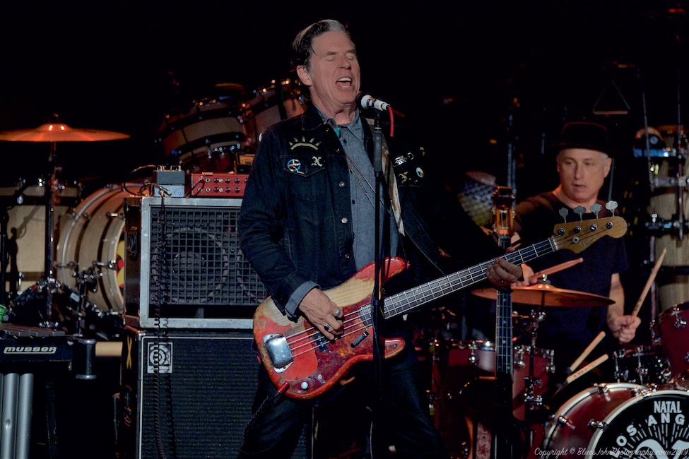 X, The Elsinore Theatre, photo by John Alcala