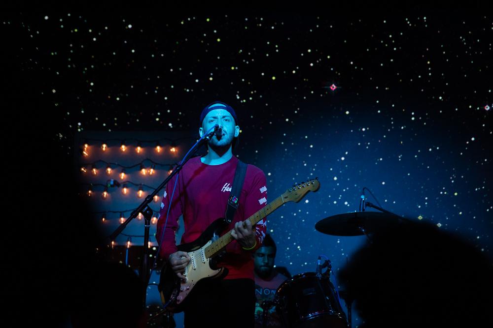 Oso Oso, Paris Theatre [CLOSED], photo by Alden Kratz