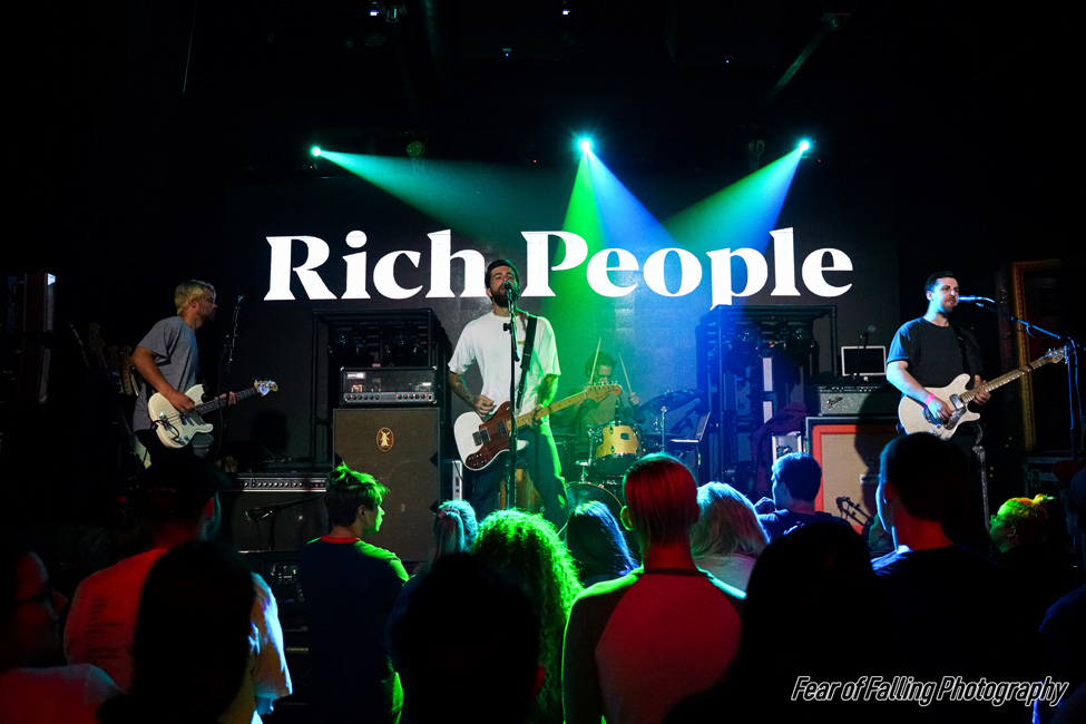 Rich People, Paris Theatre [CLOSED], photo by Joshua Hathaway