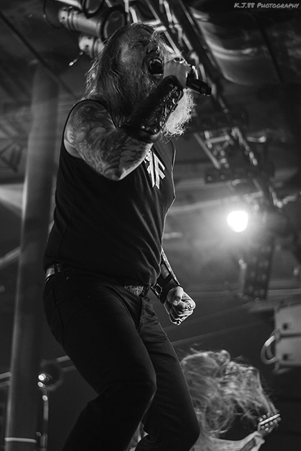 Amon Amarth, Roseland Theater, photo by Kevin Pettigrew