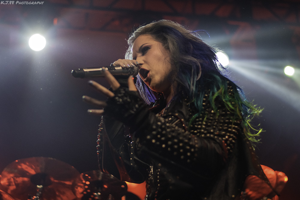 Arch Enemy, Roseland Theater, photo by Kevin Pettigrew