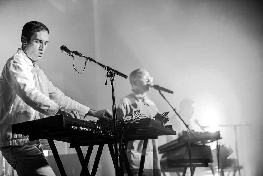 Hot Chip, Roseland Theater, photo by Ignacio Quintana