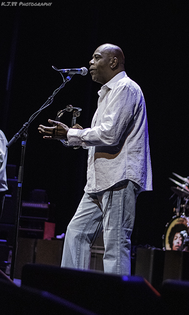 Jimi Hendrix, Buddy Guy, Billy Cox, Dweezil Zappa, Joe Satriani, Eric Johnson, Arlene Schnitzer Concert Hall, photo by Kevin Pettigrew