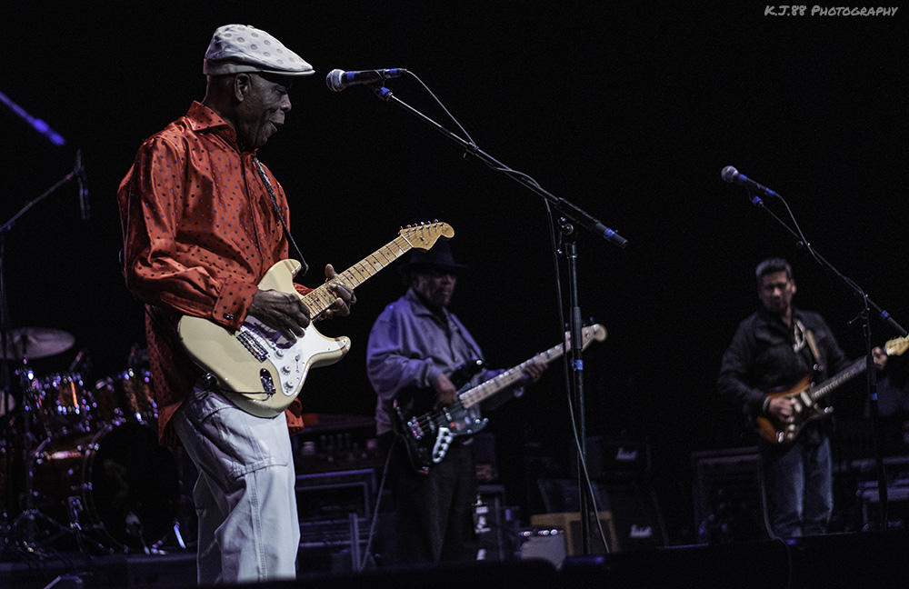 Jimi Hendrix, Buddy Guy, Billy Cox, Dweezil Zappa, Joe Satriani, Eric Johnson, Arlene Schnitzer Concert Hall, photo by Kevin Pettigrew