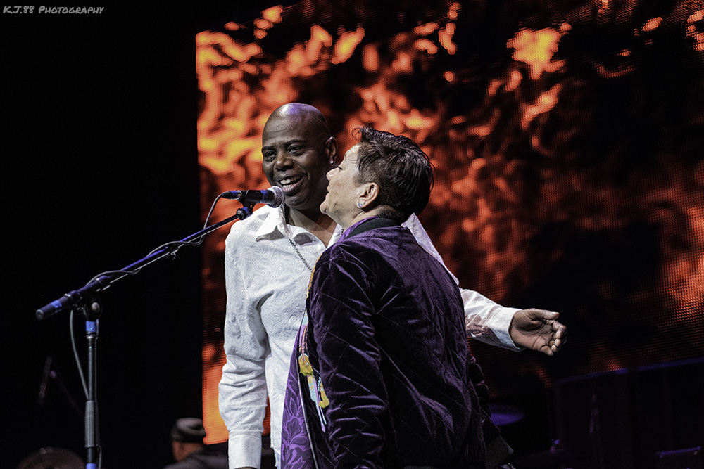Jimi Hendrix, Buddy Guy, Billy Cox, Dweezil Zappa, Joe Satriani, Eric Johnson, Arlene Schnitzer Concert Hall, photo by Kevin Pettigrew