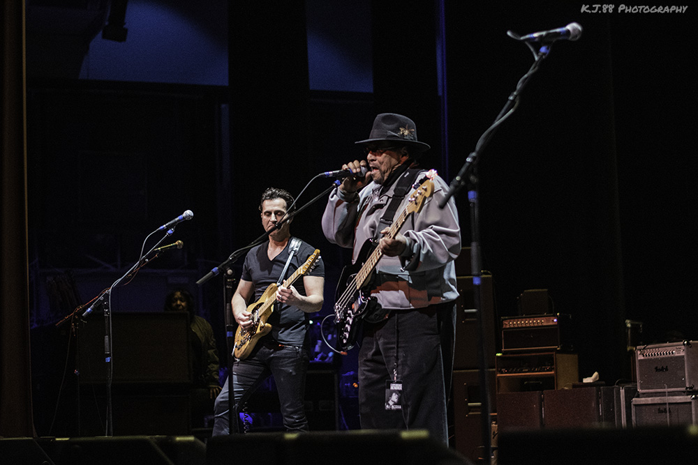 Jimi Hendrix, Buddy Guy, Billy Cox, Dweezil Zappa, Joe Satriani, Eric Johnson, Arlene Schnitzer Concert Hall, photo by Kevin Pettigrew
