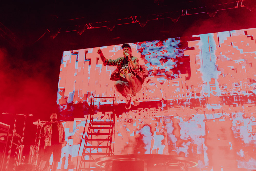 Bastille, Moda Center, photo by Sydnie Kobza