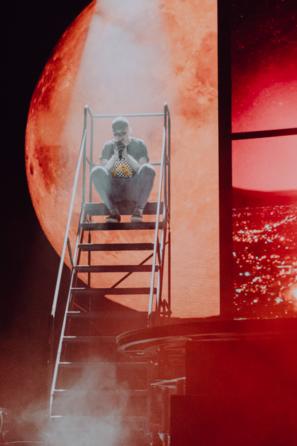 Bastille, Moda Center, photo by Sydnie Kobza